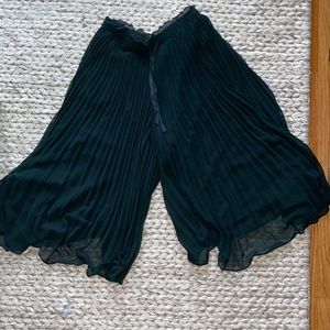 Zara cropped pant dark green